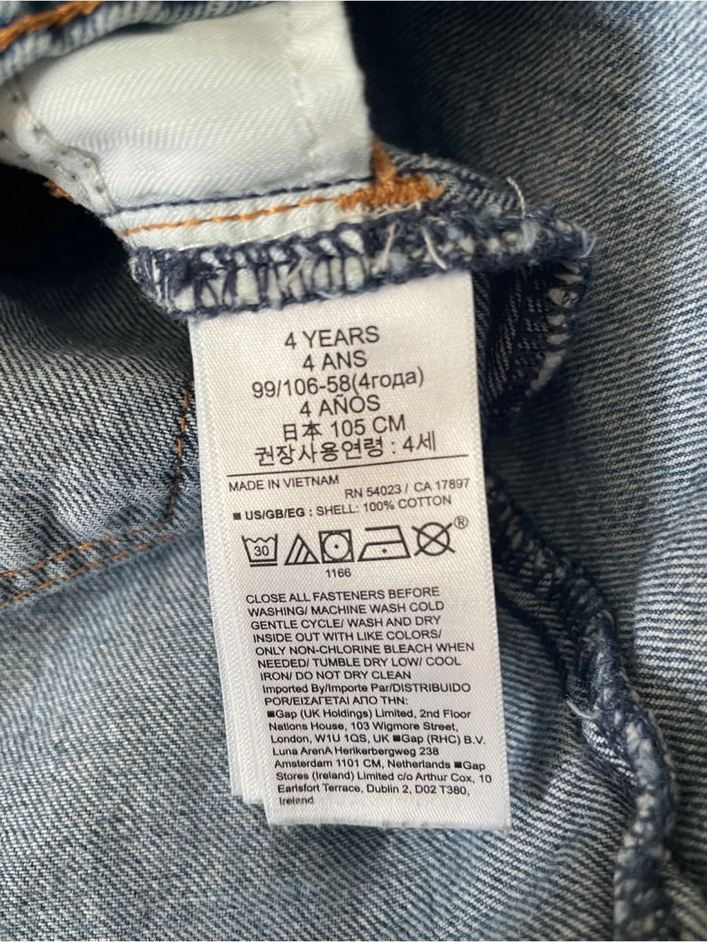 GAP Girls Denim Skirt in Blue 4 years old